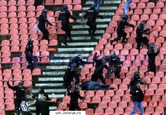 Foto - 1_Admin - | A.C.A.B. - Muie garda |