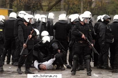 Foto - Andrei - | A.C.A.B. - Muie garda |